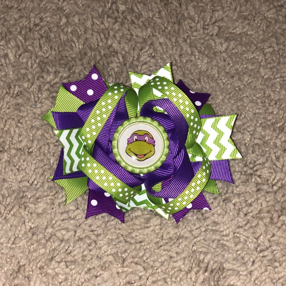 💜💚 Girls “TMNT” Bottle Cap Hair Bow.
